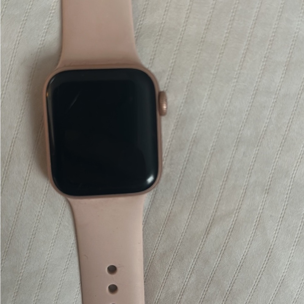 Apple Watch SE GPS 40mm with cellular